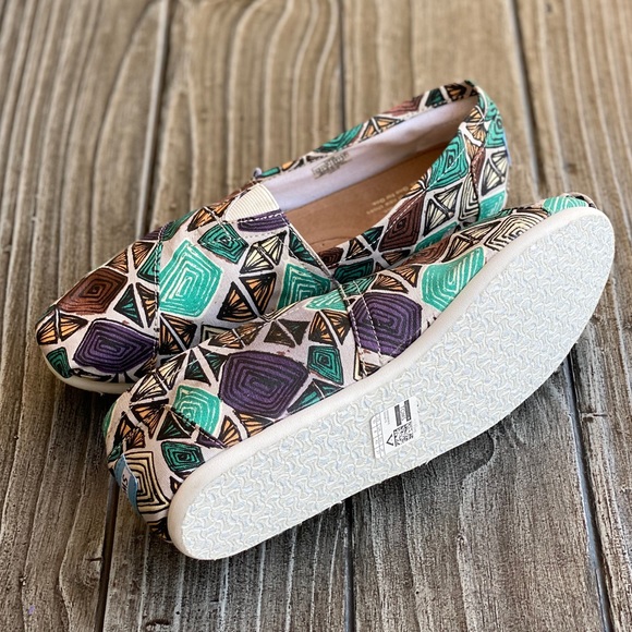 TOMS Tiki Canvas Print Slip On Loafers Espadrilles - Picture 4 of 8